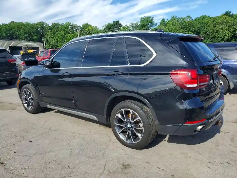 5UXKR0C34H0V71876 2017 BMW X5-1
