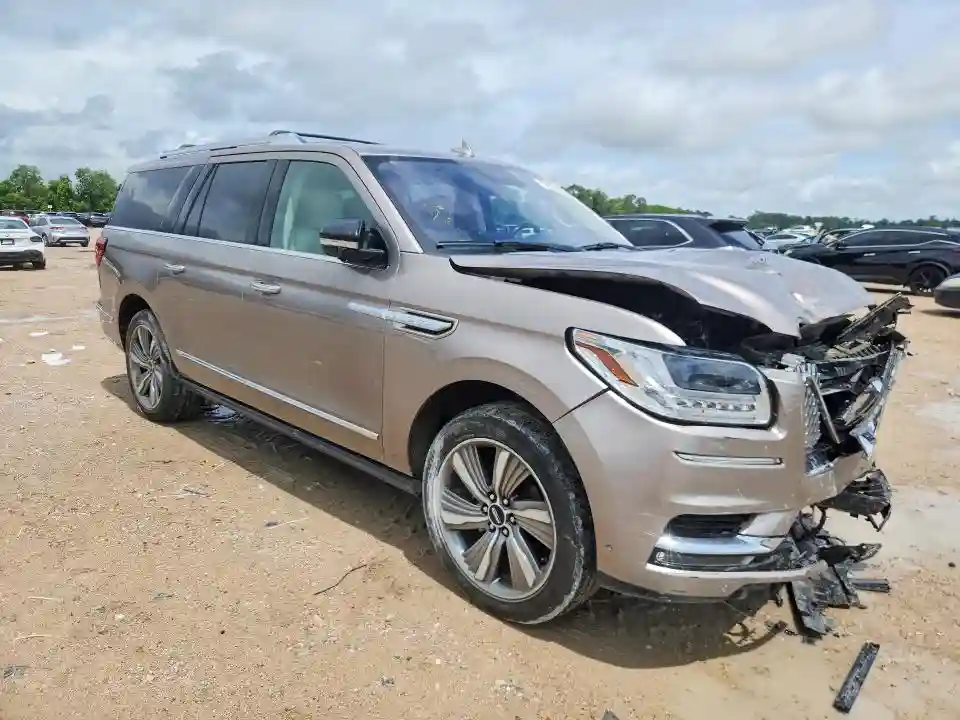 5LMJJ3LT3JEL15705 2018 LINCOLN NAVIGATOR-3