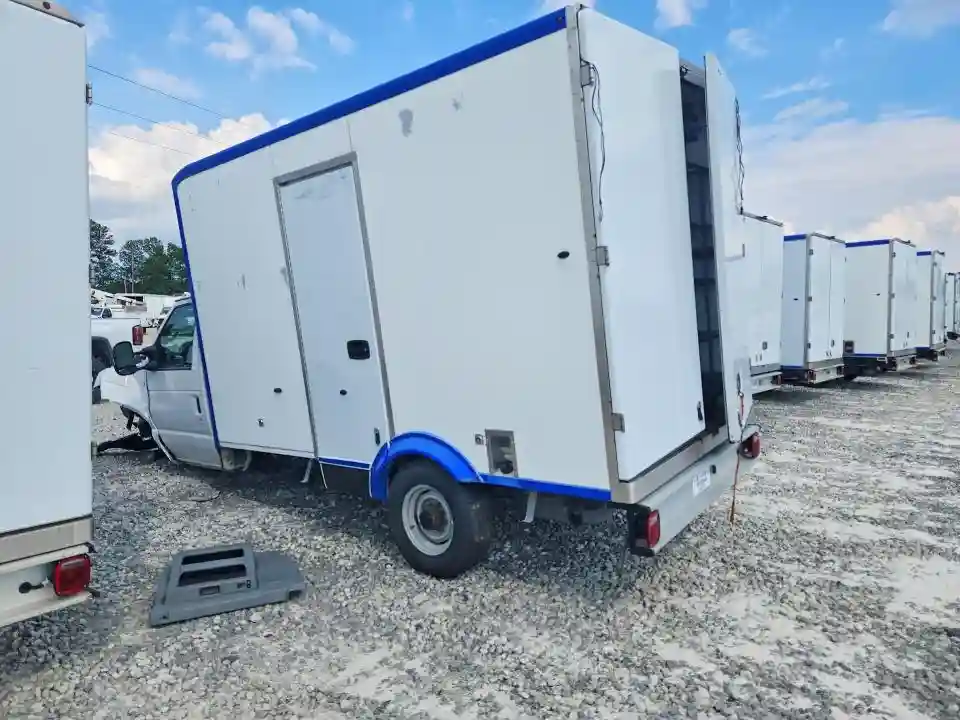 1FDWE3FK4PDD24976 2023 FORD ECONOLINE-1