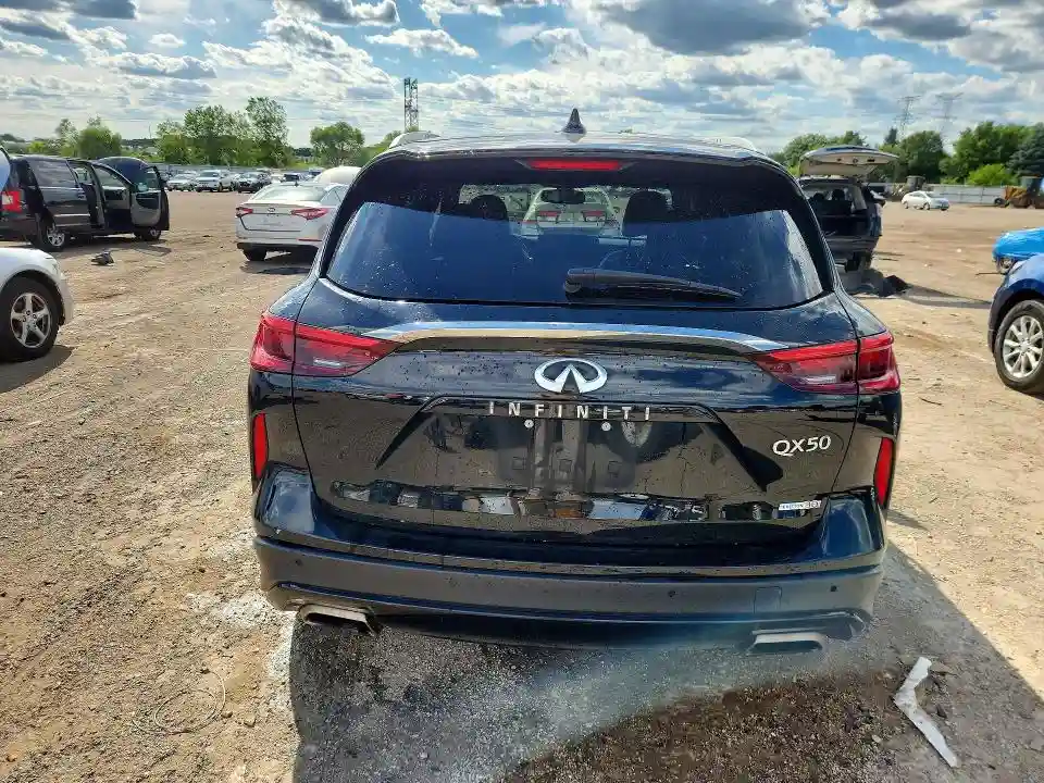 3PCAJ5M19LF106597 2020 INFINITI QX50-5