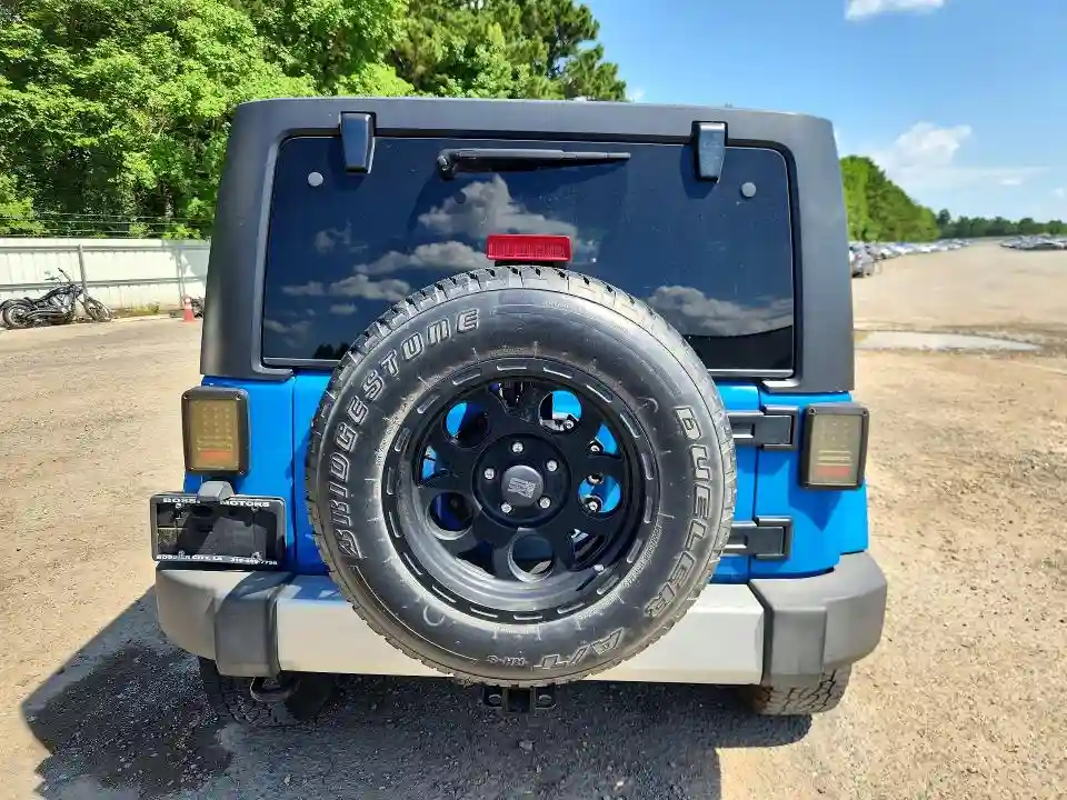 1J4BA5H10BL632346 2011 JEEP WRANGLER-5