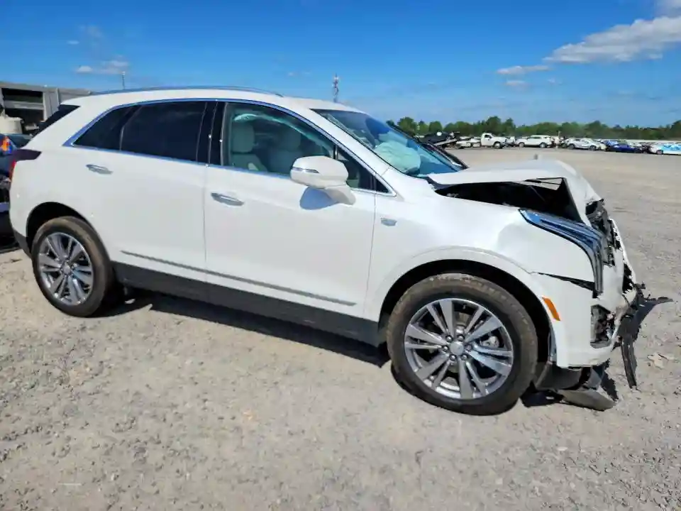 1GYKNDRS0RZ744612 2024 CADILLAC XT5-3