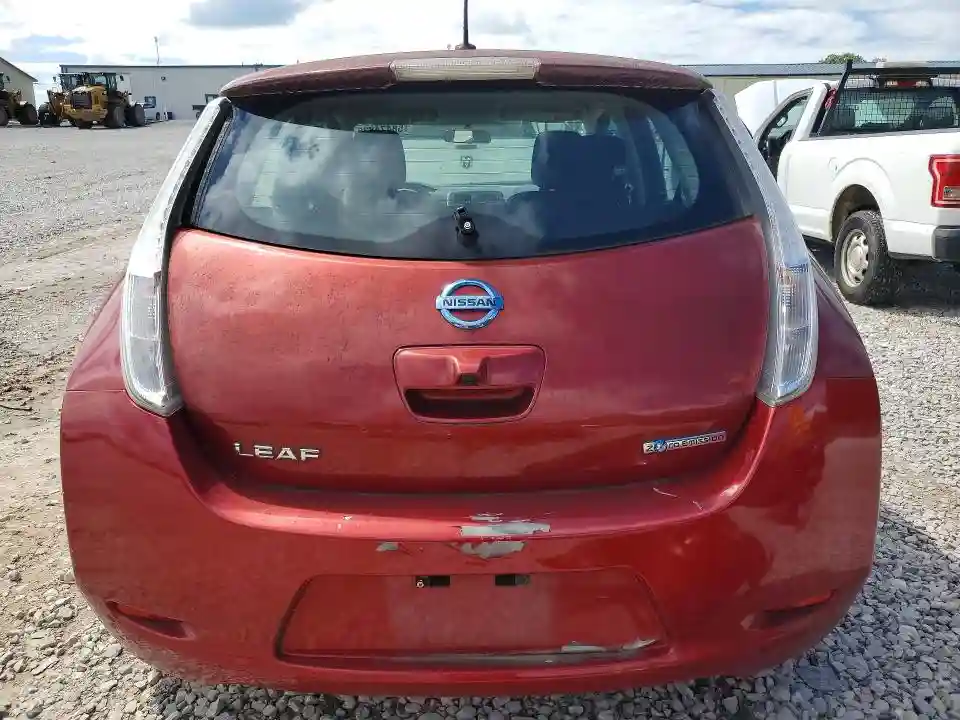 1N4AZ0CP3FC300521 2015 NISSAN LEAF-5