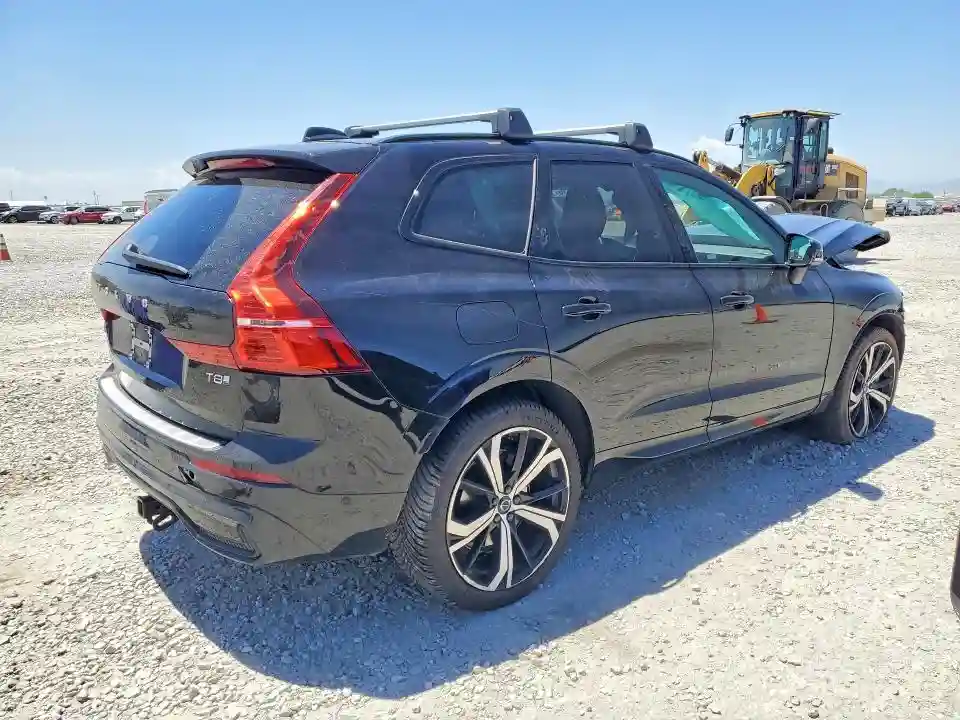 YV4H60RM2S1050464 2025 VOLVO XC60-2