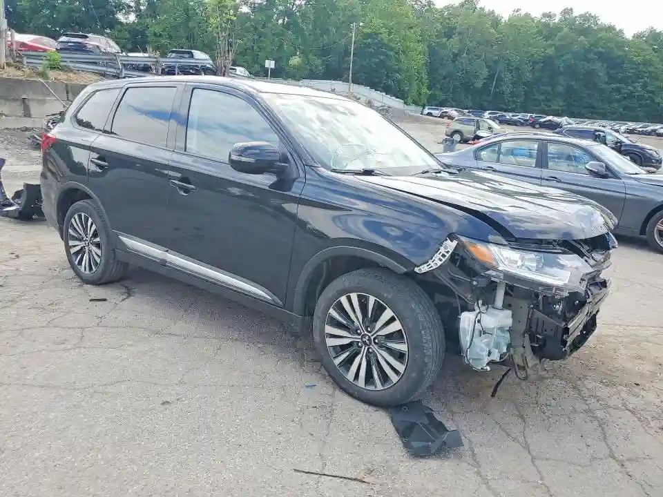 JA4AZ3A34LZ004843 2020 MITSUBISHI OUTLANDER-3