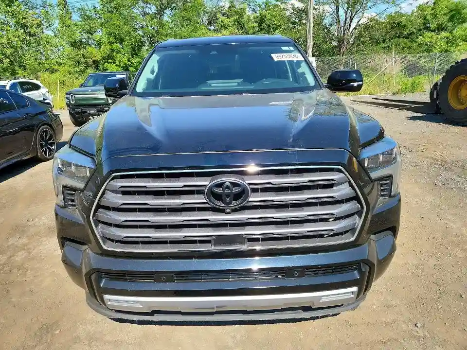 7SVAAABA1RX025707 2024 TOYOTA SEQUOIA-4