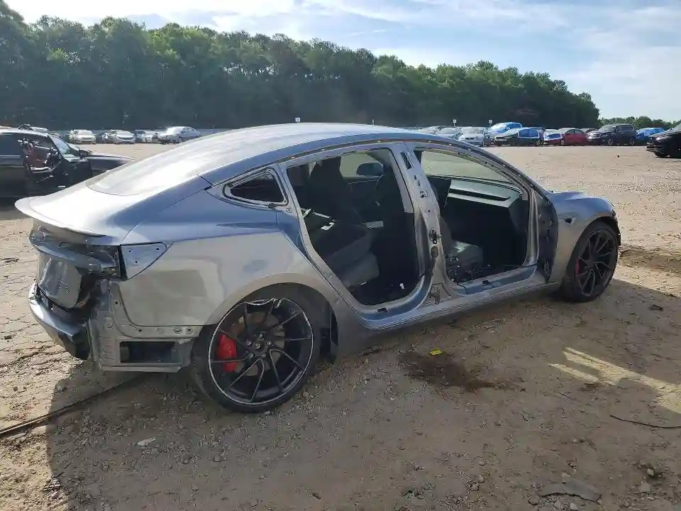 5YJ3E1ET4SF938529 2025 TESLA MODEL 3-2