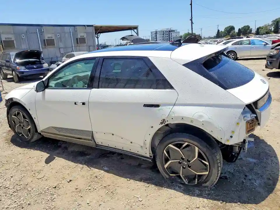 KM8KR4DE0RU318231 2024 HYUNDAI IONIQ-1
