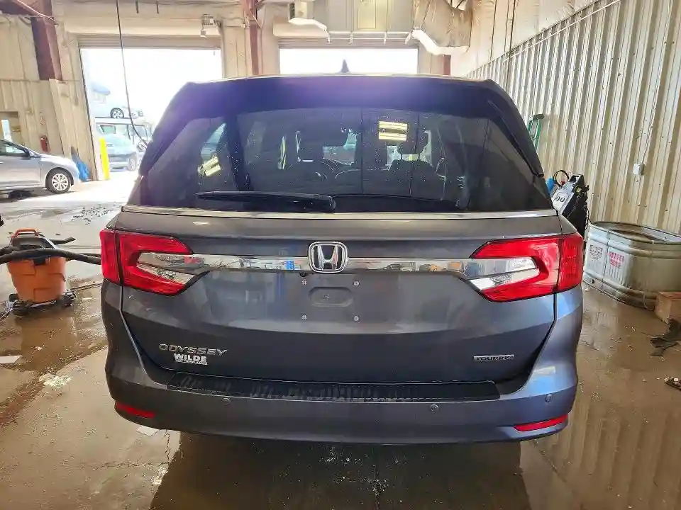5FNRL6H89JB098847 2018 HONDA ODYSSEY-5