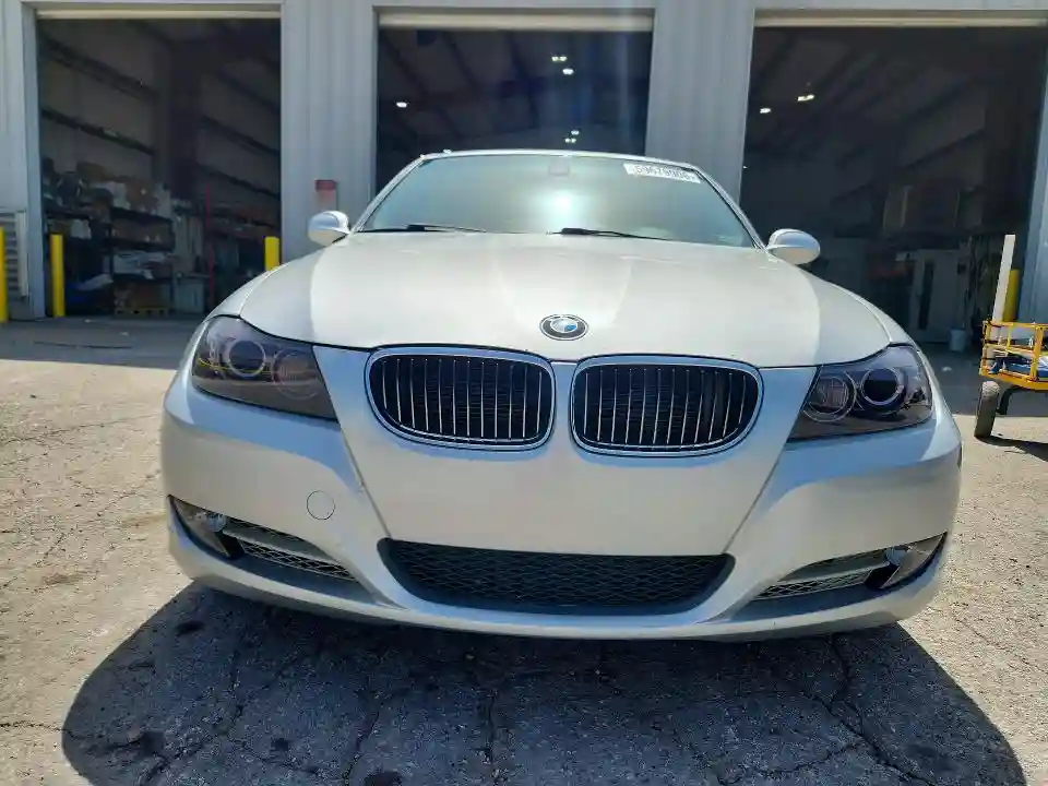 WBAPN7C51BA779953 2011 BMW 3 SERIES-4