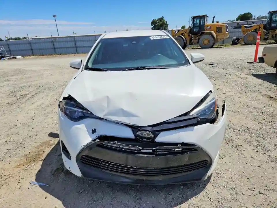 5YFBURHE2JP769172 2018 TOYOTA COROLLA-4