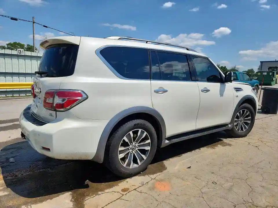 JN8AY2ND5H9009776 2017 NISSAN ARMADA-2