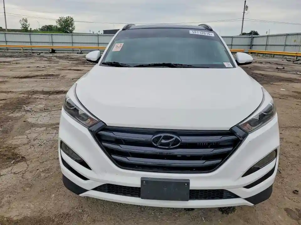 KM8J33A2XJU802493 2018 HYUNDAI TUCSON-4