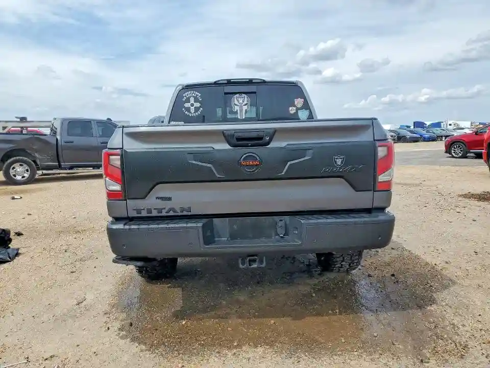 1N6AA1ED3MN530844 2021 NISSAN TITAN PRO--5