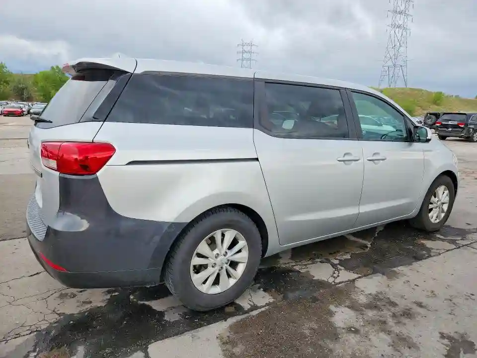 KNDMB5C19H6242372 2017 KIA SEDONA-2
