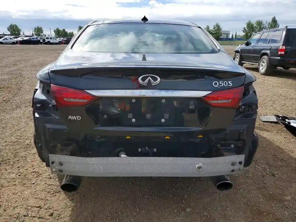 JN1EV7AR6JM611709 2018 INFINITI Q50-5
