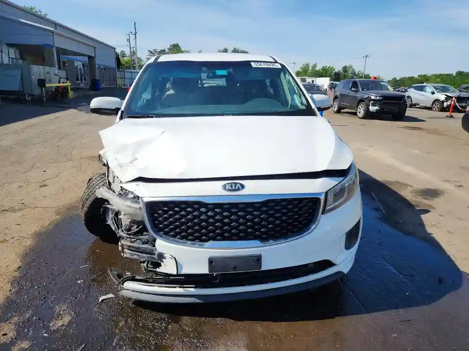 KNDMA5C13G6149722 2016 KIA SEDONA-4