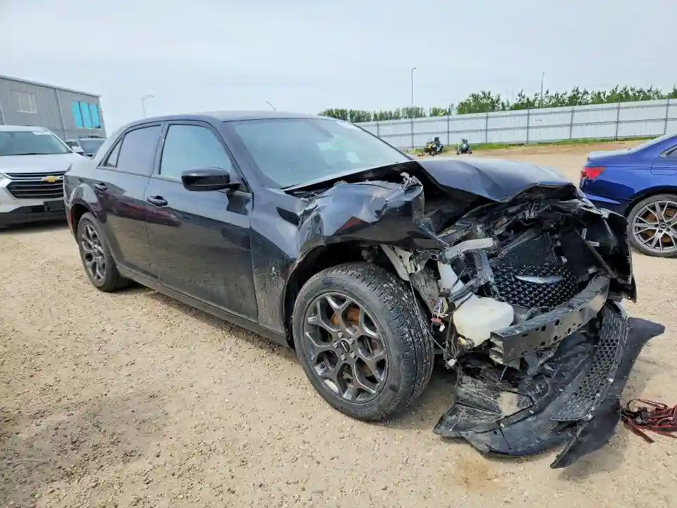 2C3CCAGG2JH293706 2018 CHRYSLER 300-3