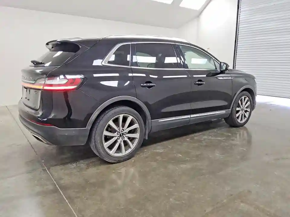 2LMPJ6K93KBL24300 2019 LINCOLN NAUTILUS-2