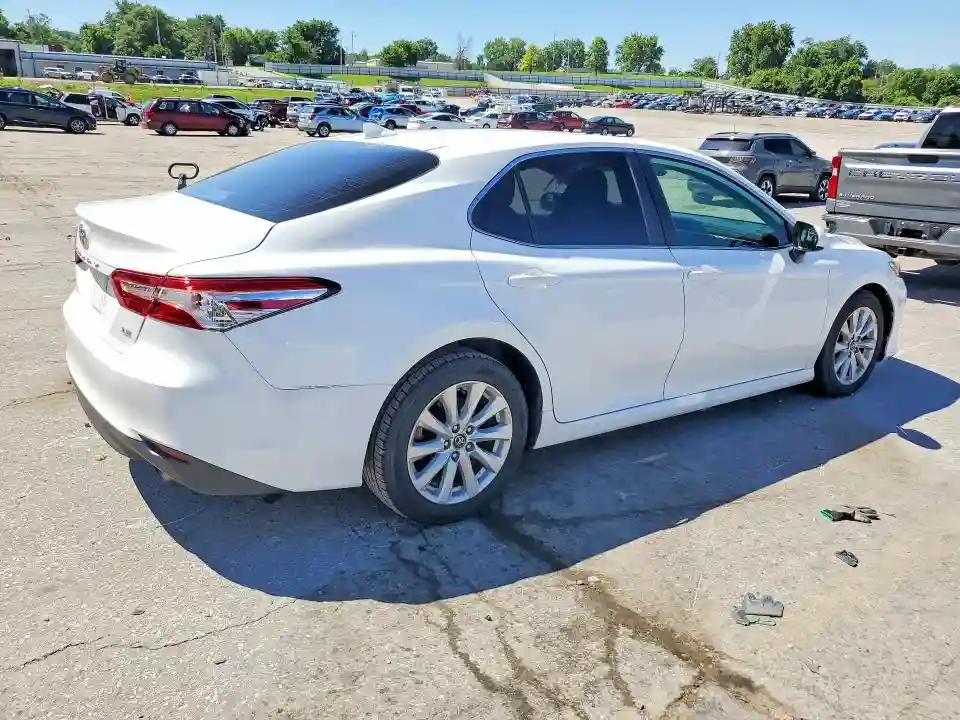 4T1C11AK7LU942314 2020 TOYOTA CAMRY-2