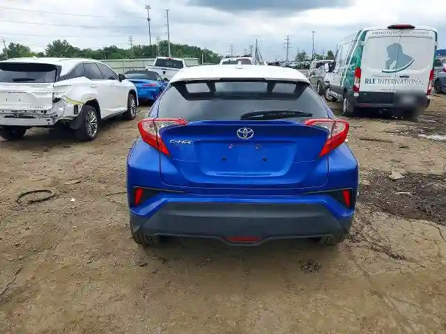 NMTKHMBX1JR062734 2018 TOYOTA C-HR-5