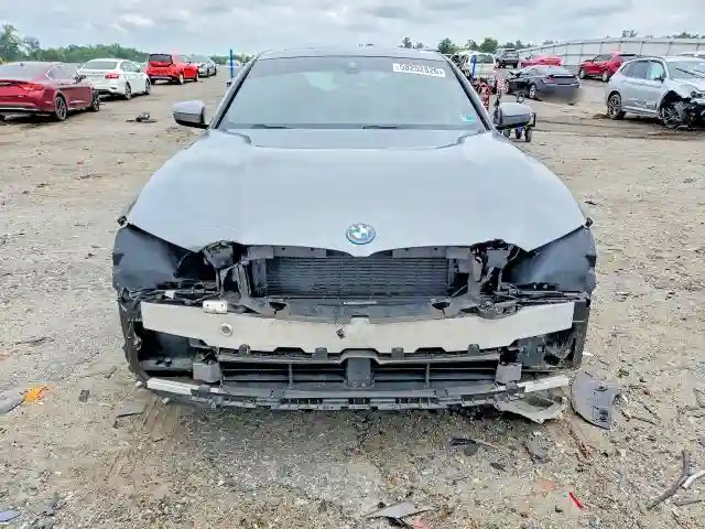 3MW39FF07P8D01696 2023 BMW 3 SERIES-4