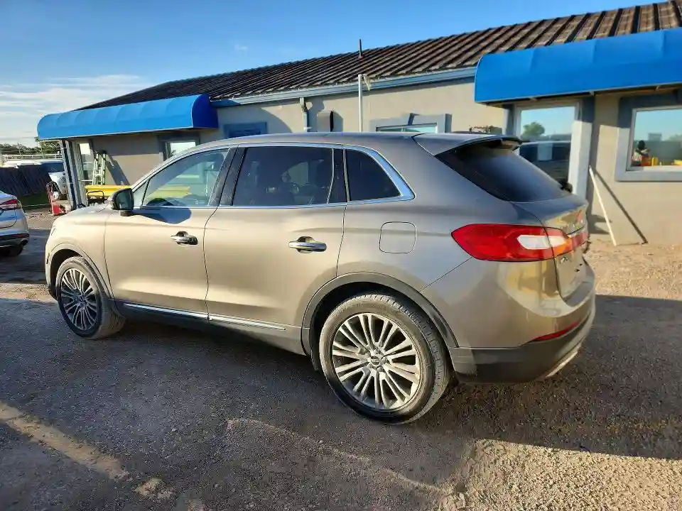 2LMTJ8LR7GBL68185 2016 LINCOLN MKX-1