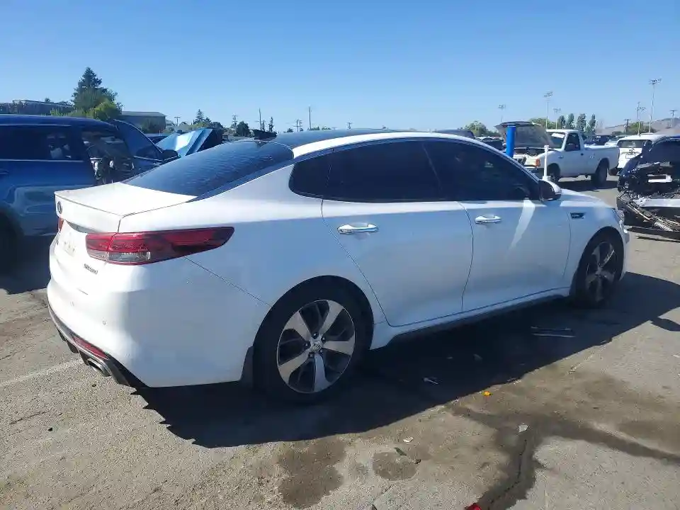 5XXGW4L2XJG238987 2018 KIA OPTIMA-2