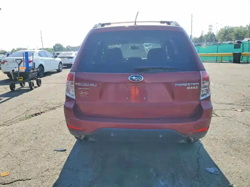 JF2SHADC4BH706731 2011 SUBARU FORESTER-5