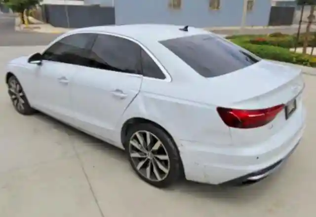 WAUBBAF4XMA016898 2021 AUDI A4-3