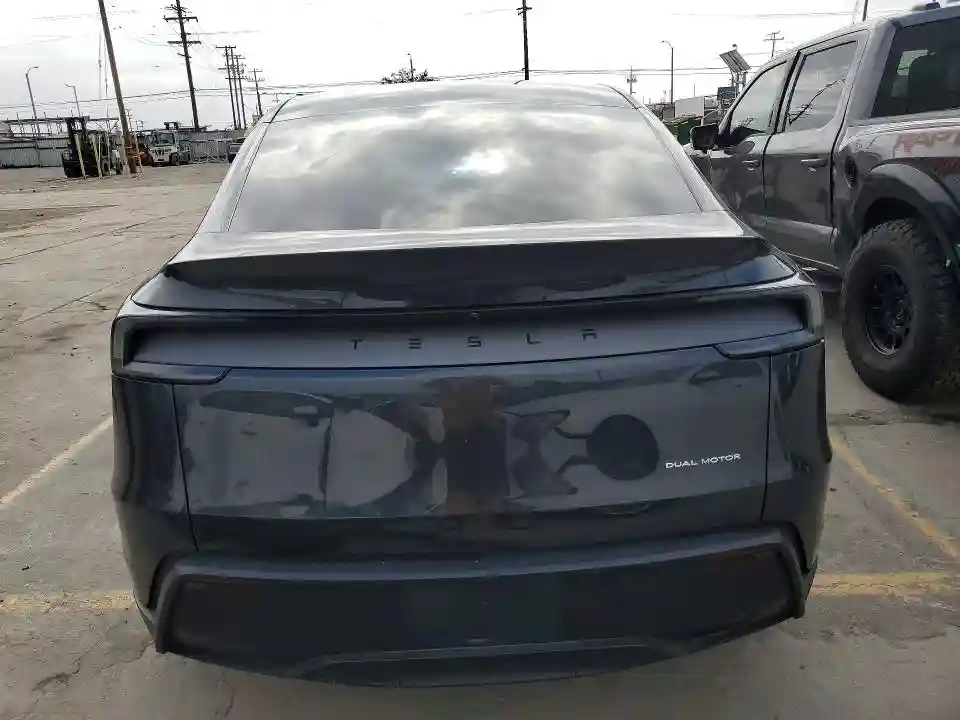 7SAYGDEE9TF343067 2026 TESLA MODEL Y-5
