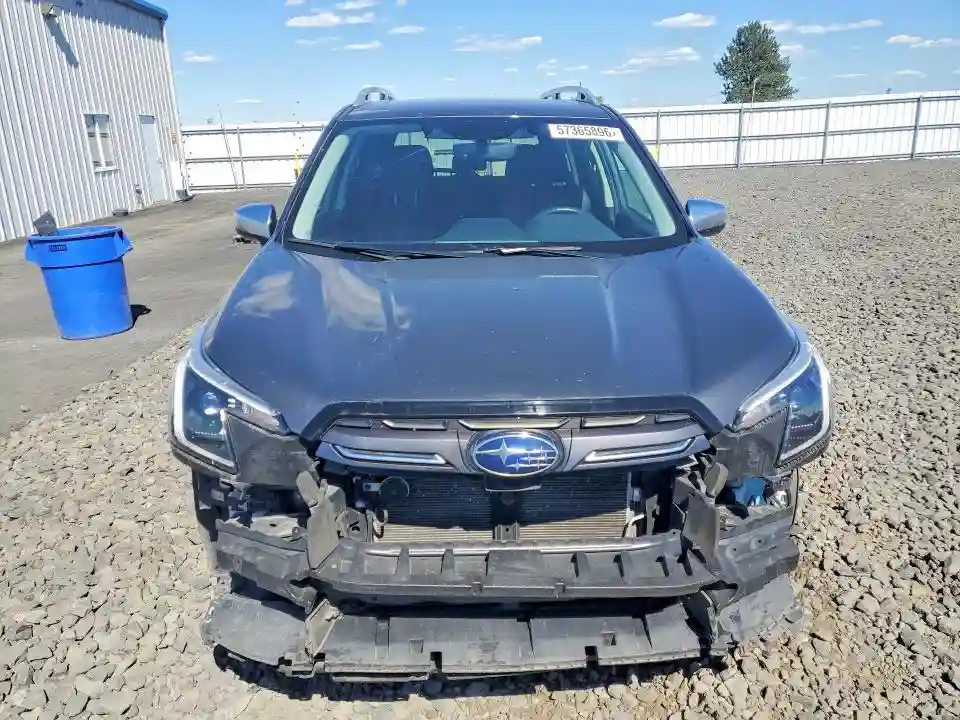 JF2SKARC6NH403447 2022 SUBARU FORESTER-4