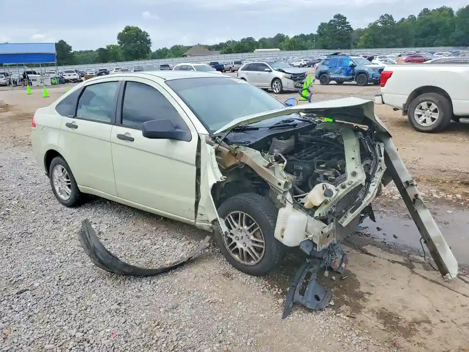1FAHP3FN2AW158248 2010 FORD FOCUS-3
