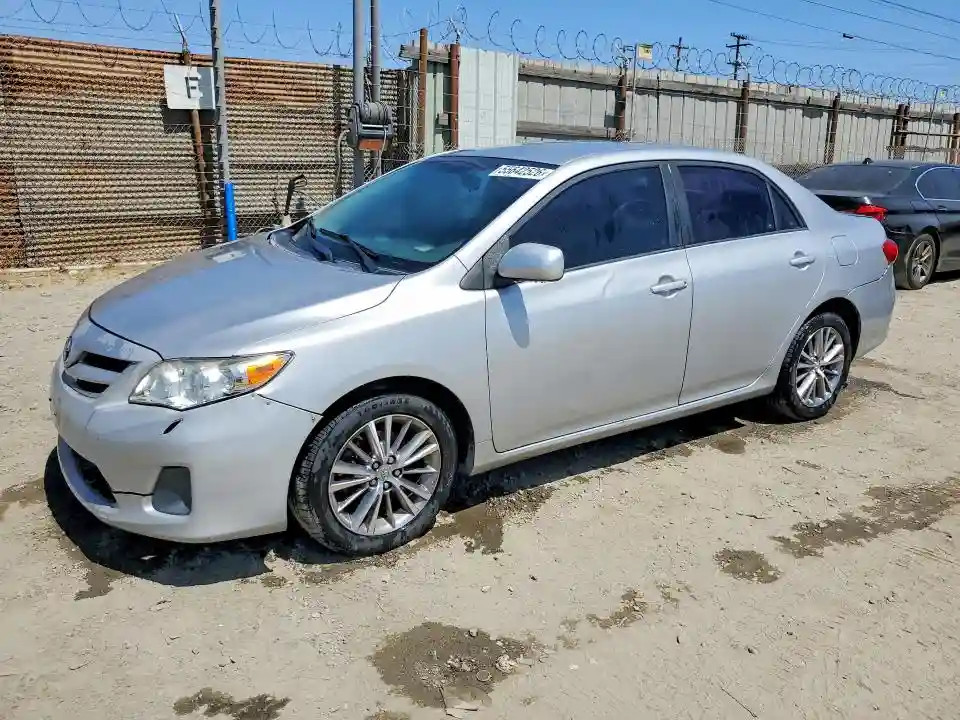 2T1BU4EE0BC586992 2011 TOYOTA COROLLA-0