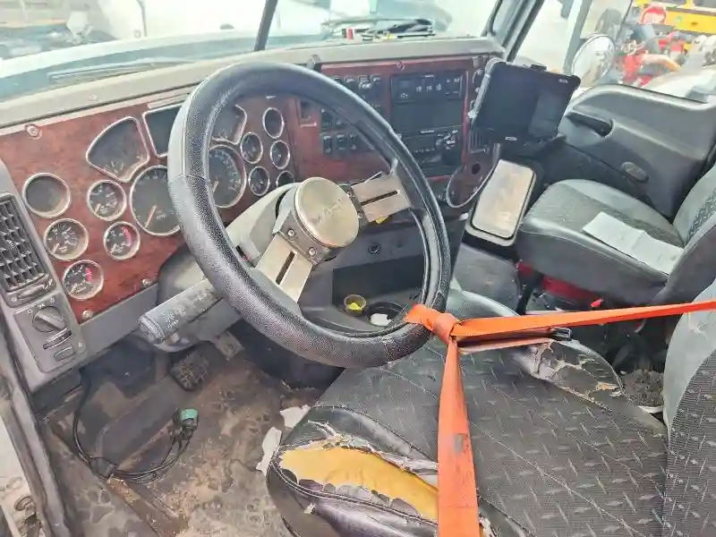 1M1AW09Y4FM052194 2015 MACK ALL OTHER-4