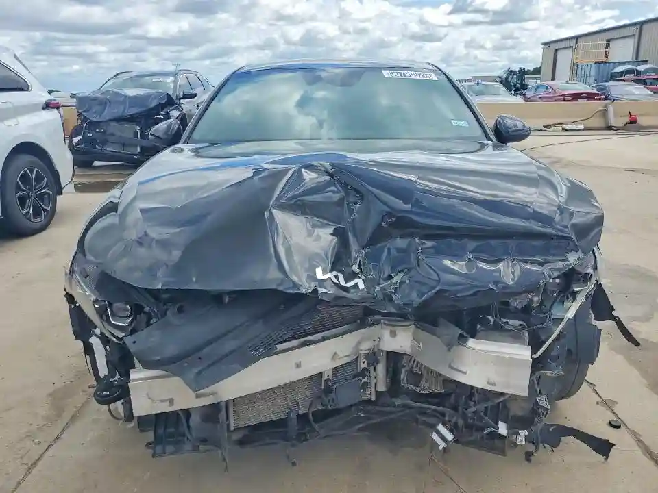 5XXG64J23RG251322 2024 KIA K5-4