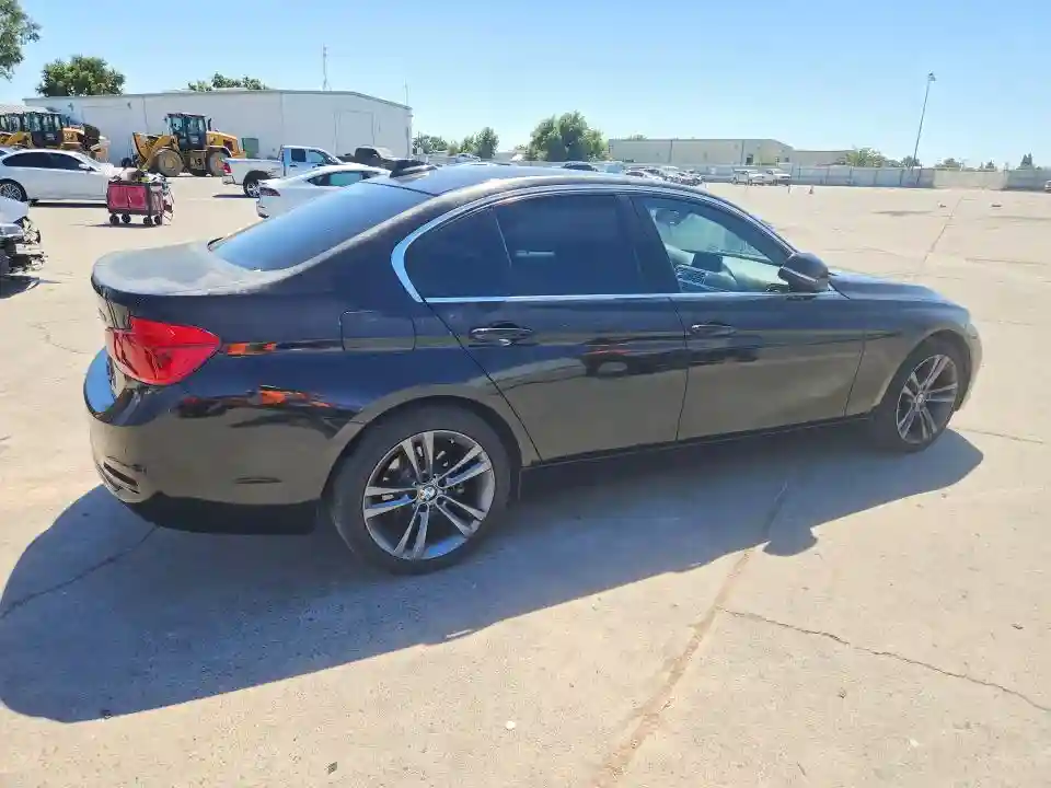 WBA8B9G59HNU09127 2017 BMW 3 SERIES-2