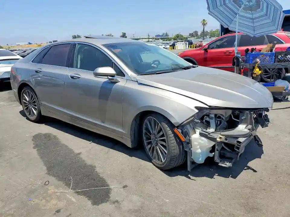 3LN6L2GK0FR617844 2015 LINCOLN MKZ-3
