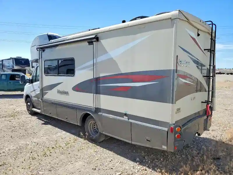 WDAPF4CC5H9729129 2017 WINNIBAGO RECREATION-2