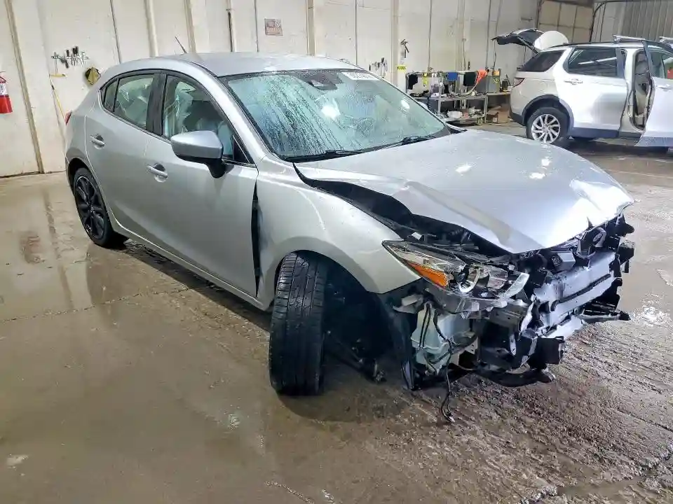 3MZBN1L3XJM164700 2018 MAZDA 3-3