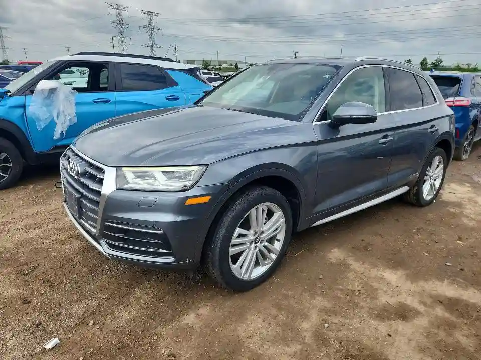 WA1BNAFY9J2142036 2018 AUDI Q5-0