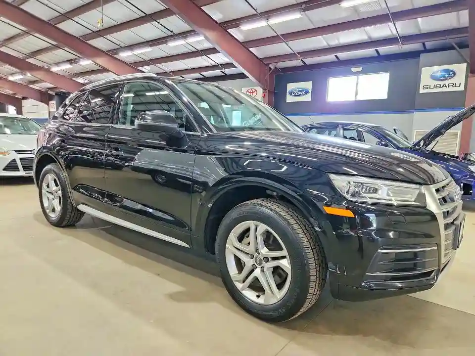 WA1ANAFY1J2133617 2018 AUDI Q5-3