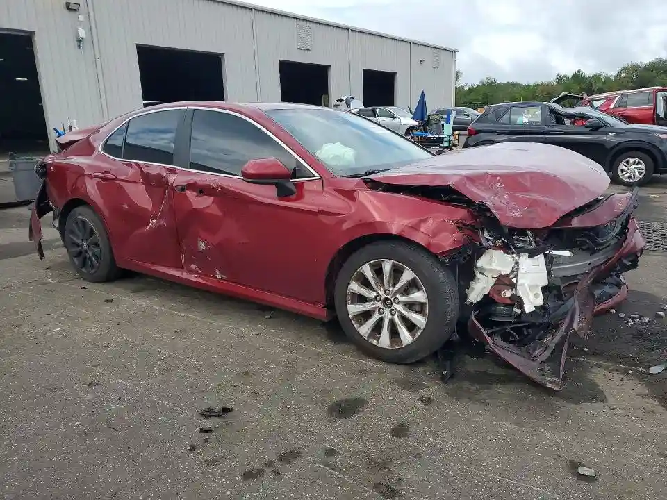 4T1C11AK2LU384145 2020 TOYOTA CAMRY-3