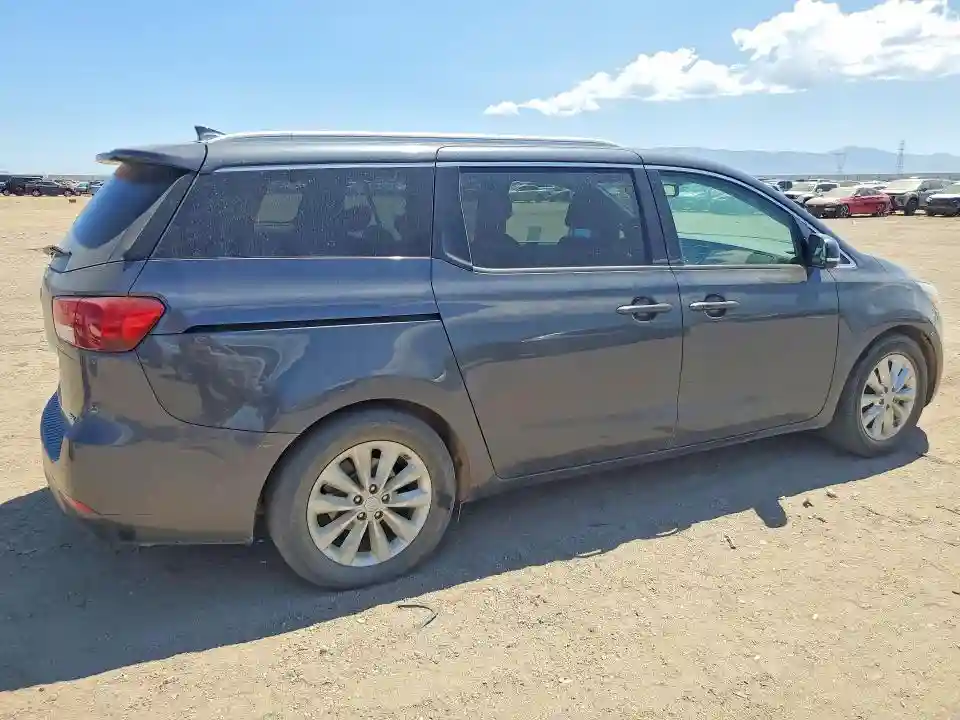 KNDMC5C11G6147008 2016 KIA SEDONA-2
