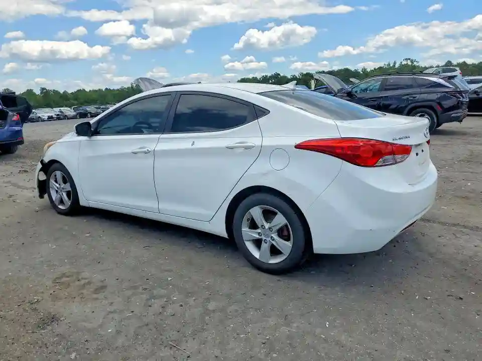 5NPDH4AE1DH452205 2013 HYUNDAI ELANTRA-1
