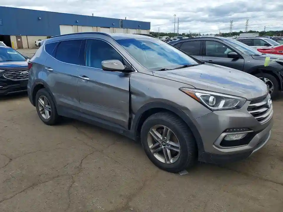 5XYZUDLB7JG510065 2018 HYUNDAI SANTA FE-3