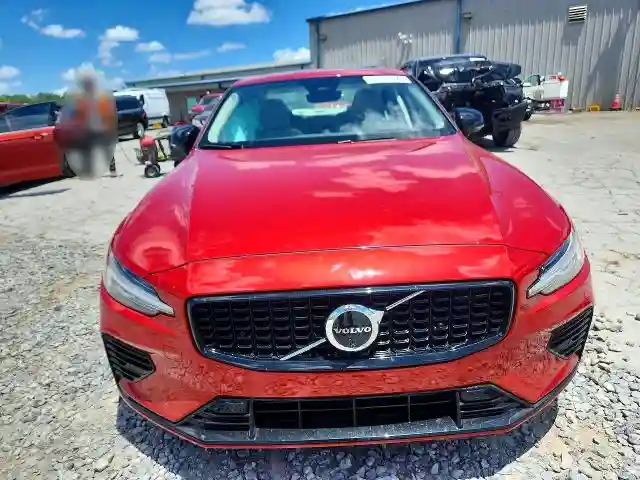 7JRH60FM7RG284695 2024 VOLVO S60-4