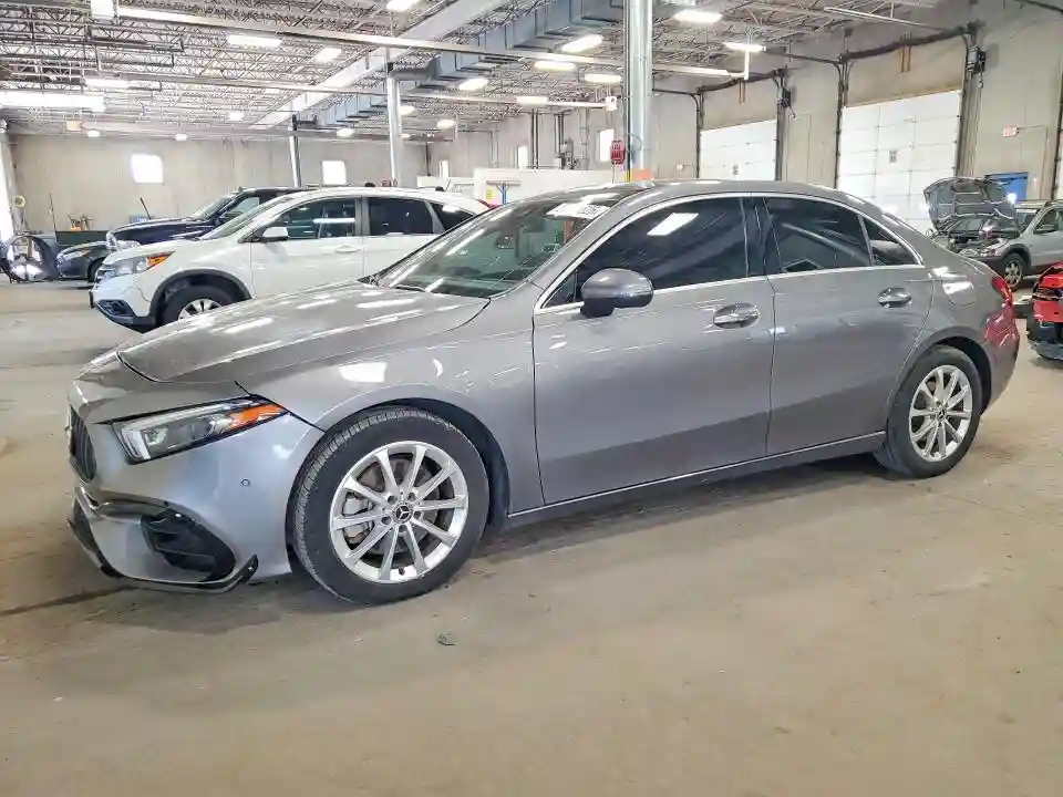 WDD3G4EB8KW014583 2019 MERCEDES-BENZ A-CLASS-0