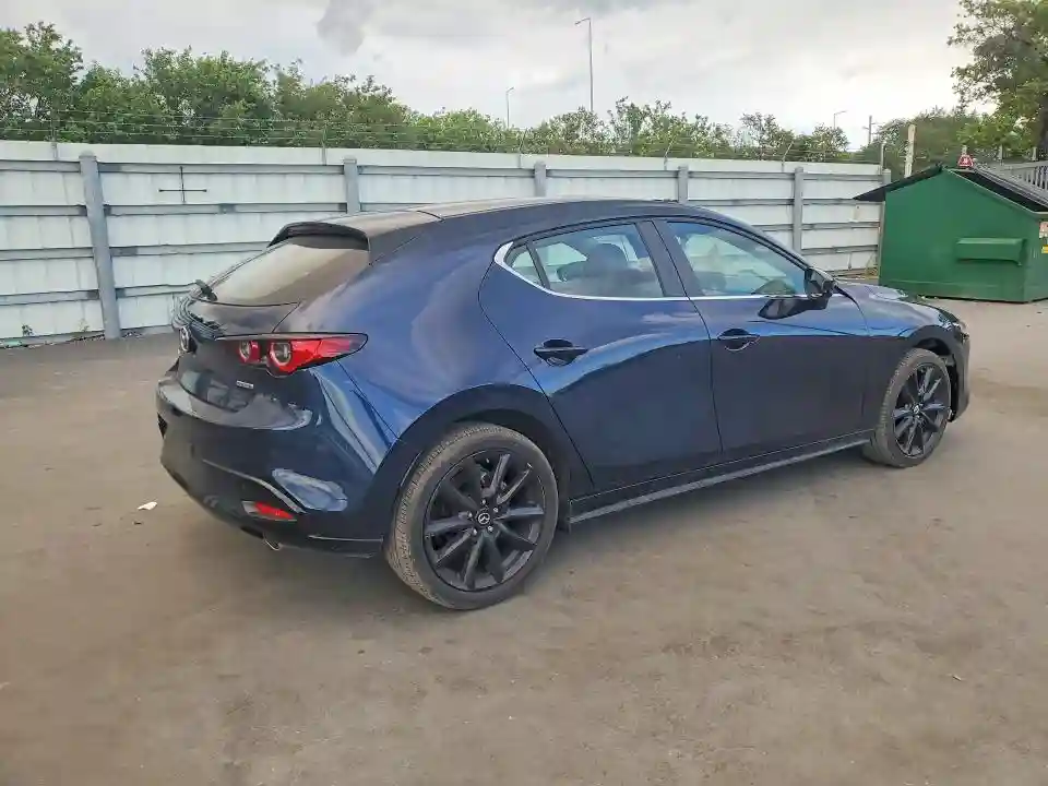 JM1BPAKM4R1721911 2024 MAZDA 3 SELECT S-2