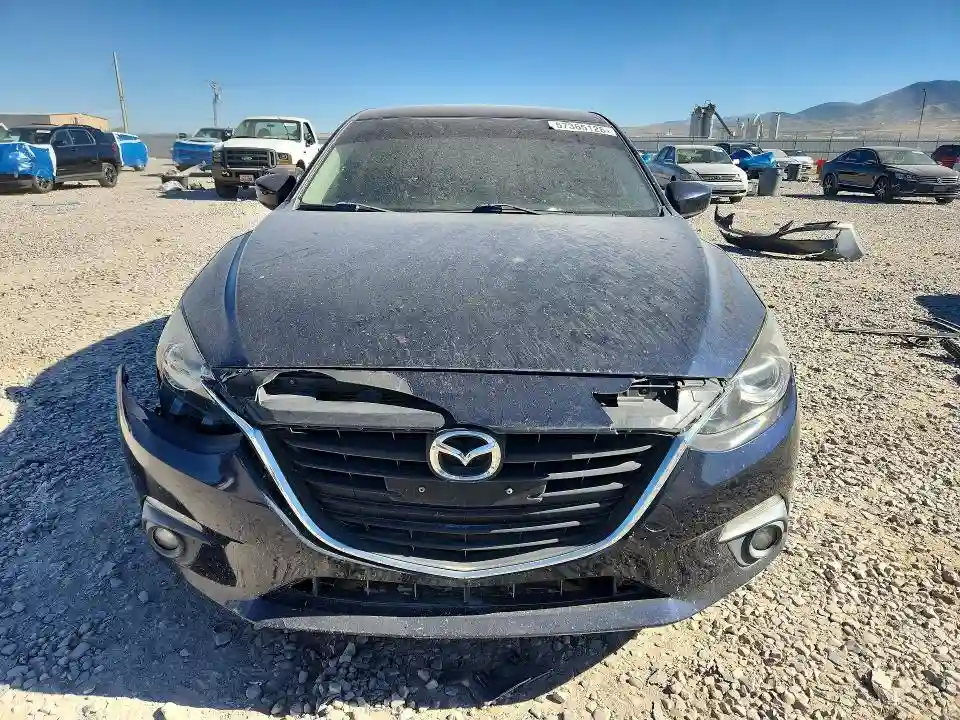 3MZBM1V76FM145118 2015 MAZDA 3-4